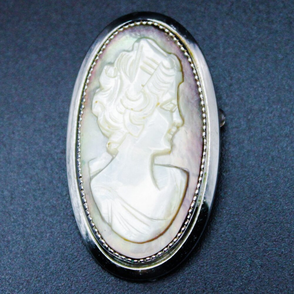 Vintage Catamore 1/20 12k White Gold Filled Carved Cameo Brooch Pin Signed